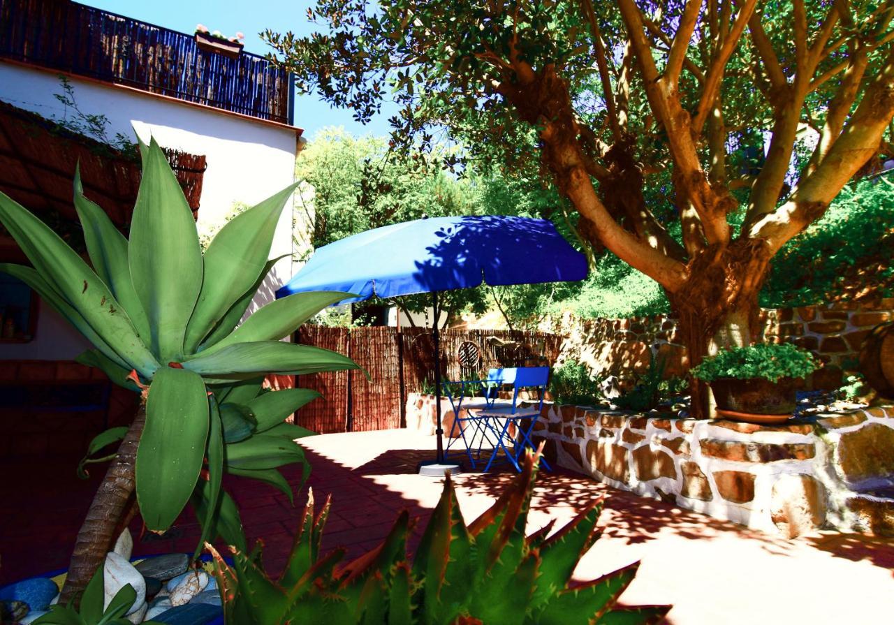 Hotel Cortijo De Salia Alcaucín Dış mekan fotoğraf
