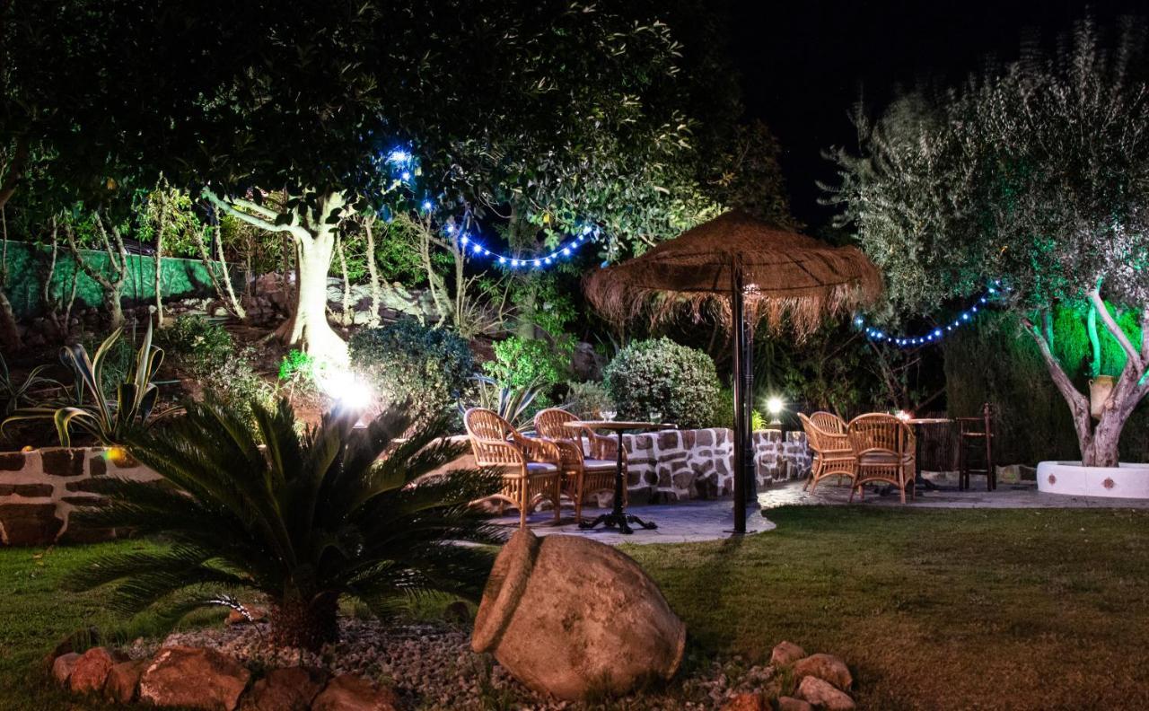 Hotel Cortijo De Salia Alcaucín Dış mekan fotoğraf