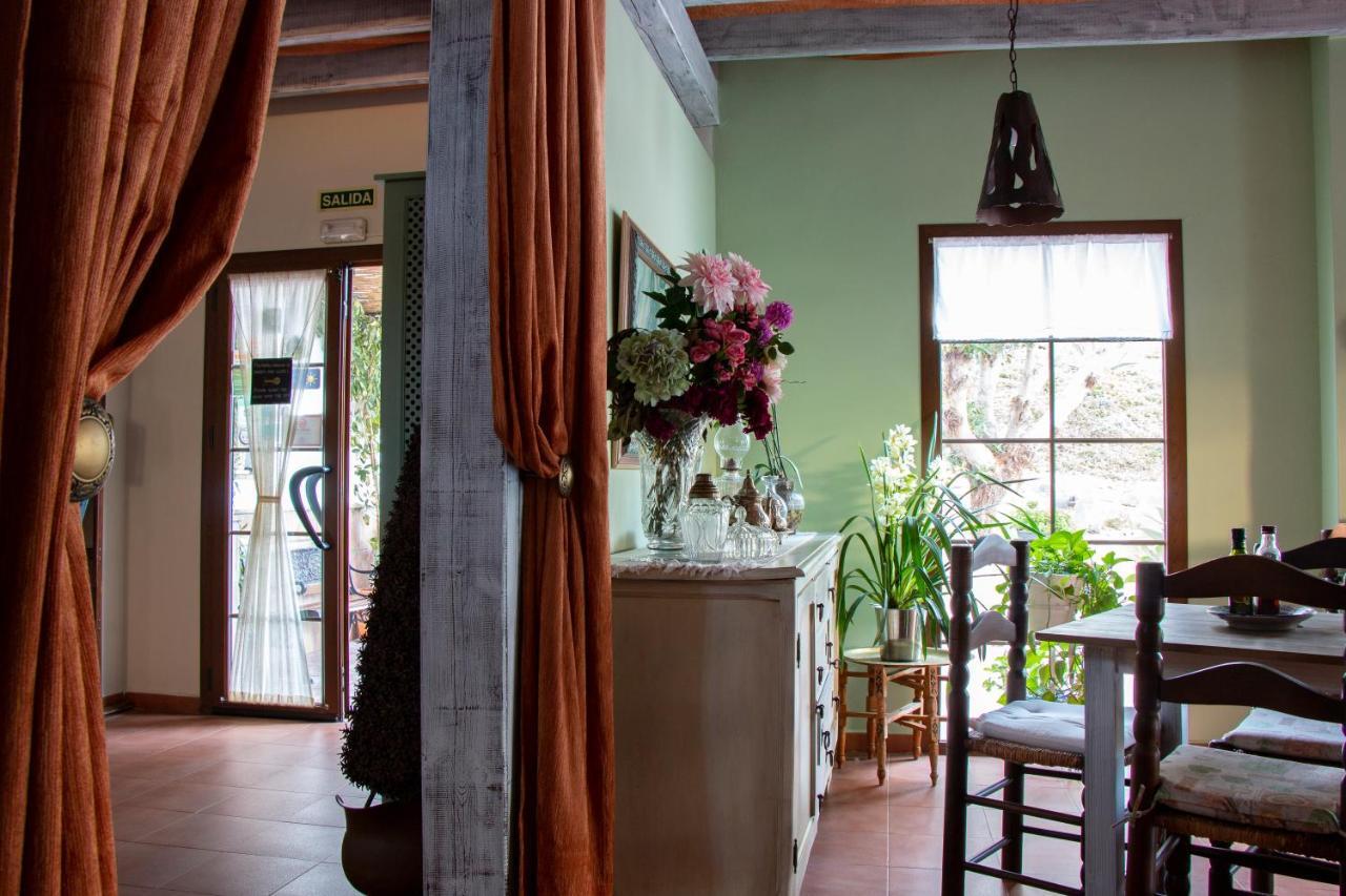 Hotel Cortijo De Salia Alcaucín Dış mekan fotoğraf