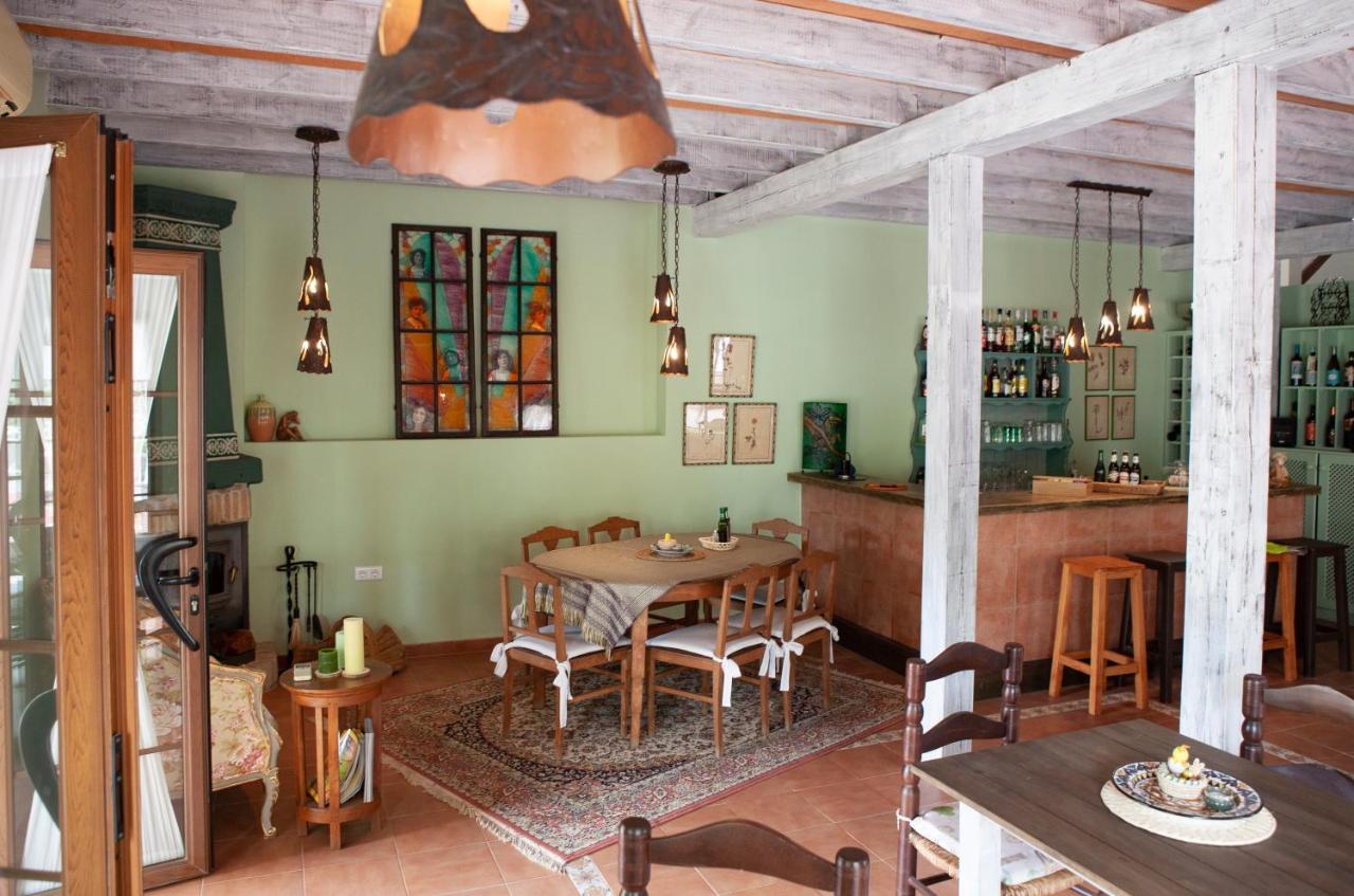 Hotel Cortijo De Salia Alcaucín Dış mekan fotoğraf